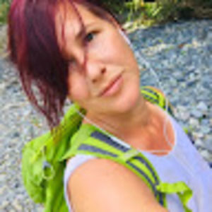 Meet your Posher, Crystal